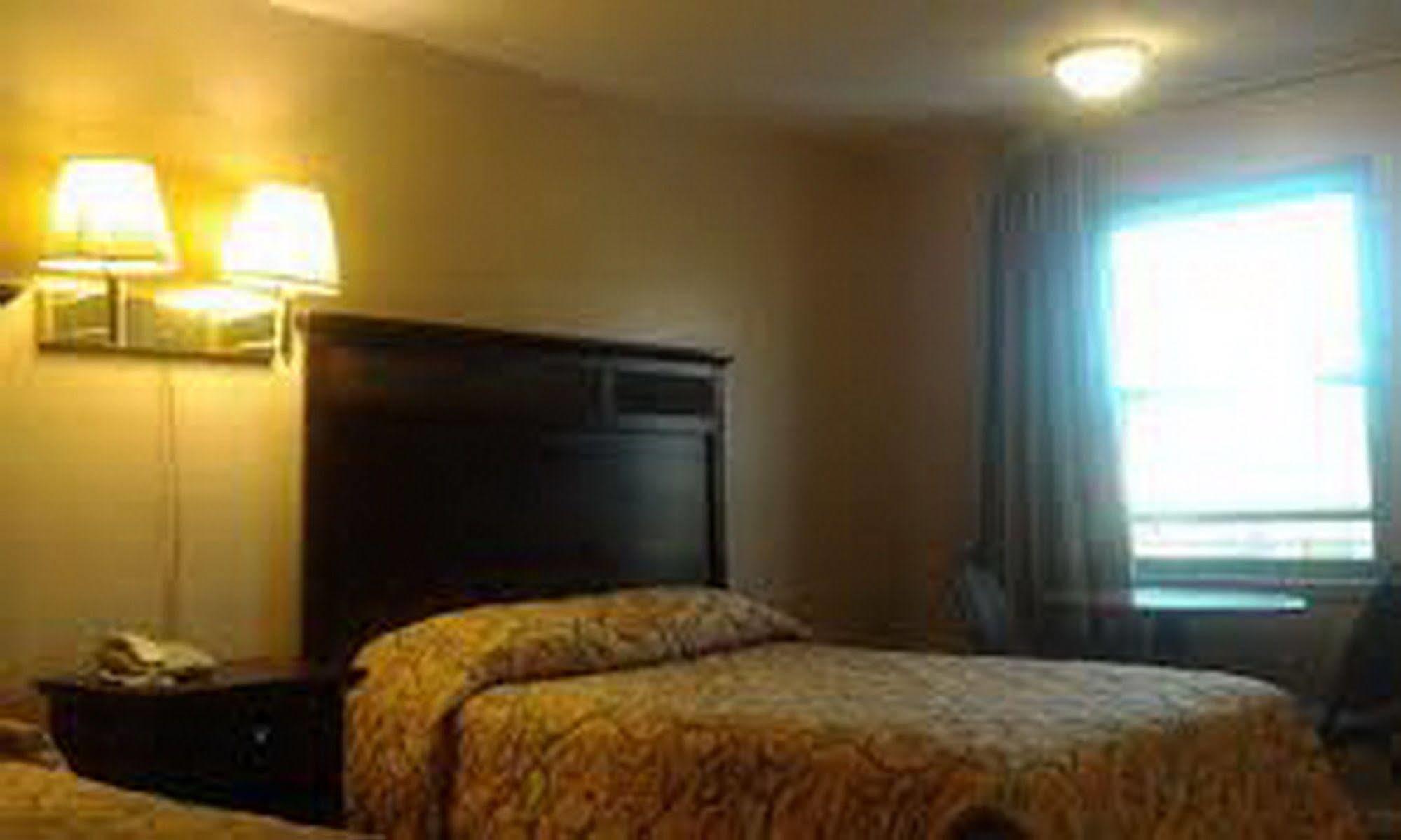 Loyalty Inn Louisa Exterior photo